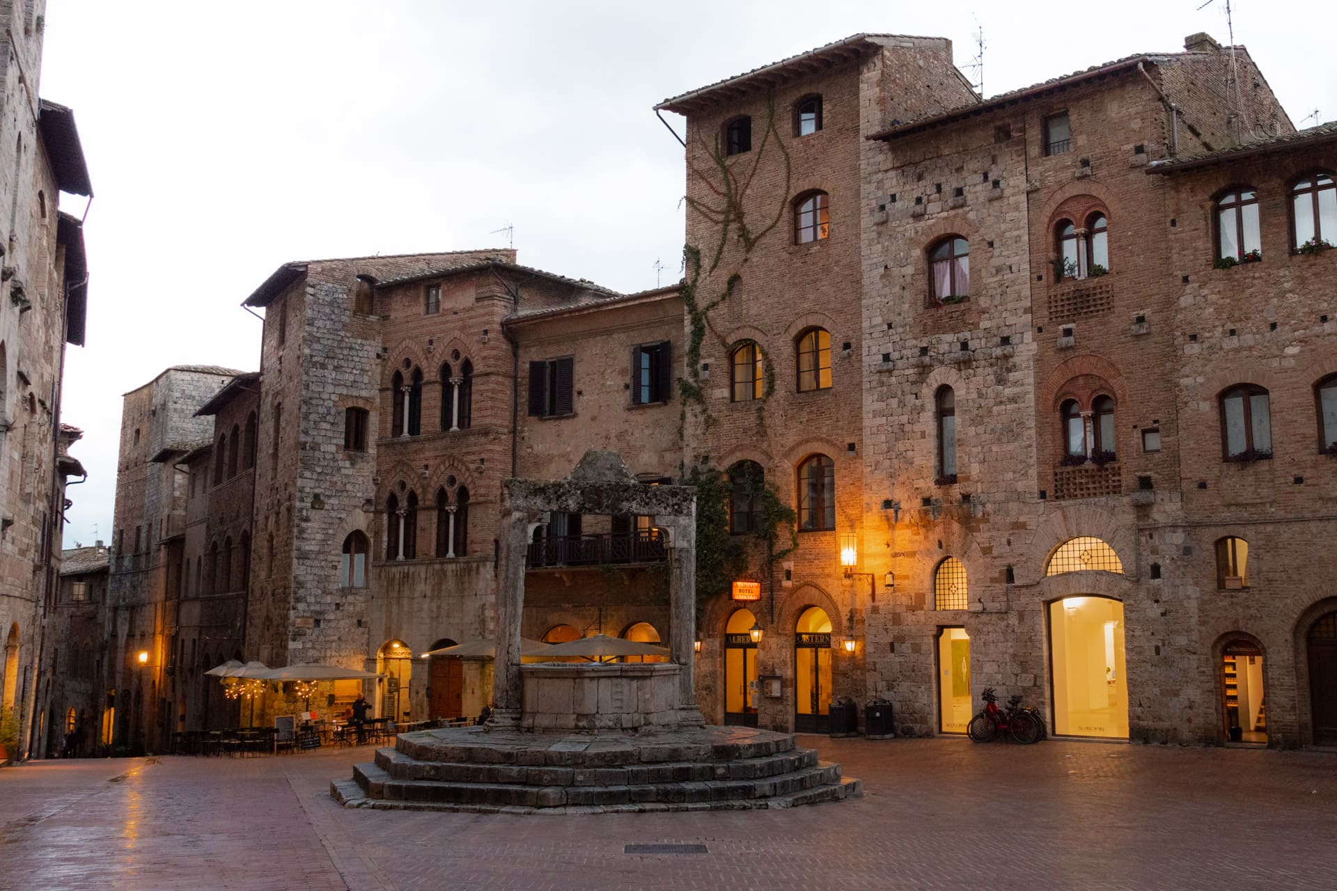 Fountain of Piazza della Cisterna