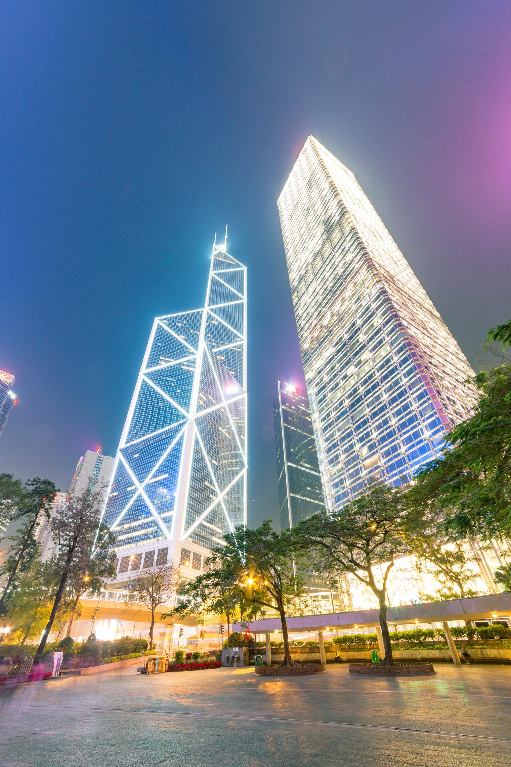 free tour guide to hong kong - city sky night