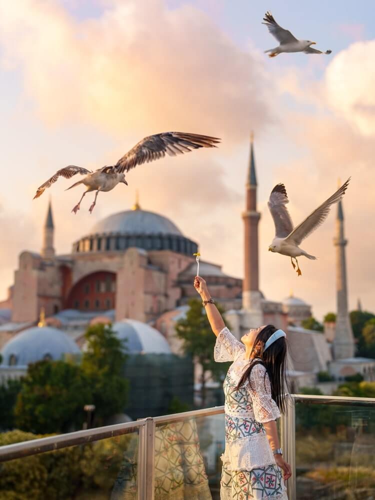 top 5 solo travel tours - istanbul