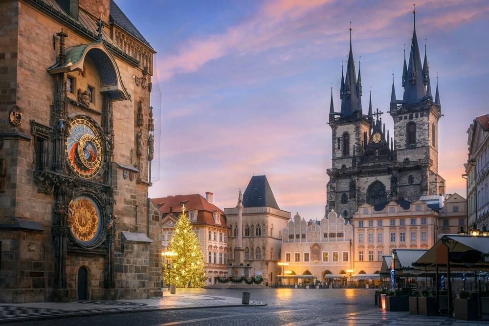 local's guide to prague - old town square