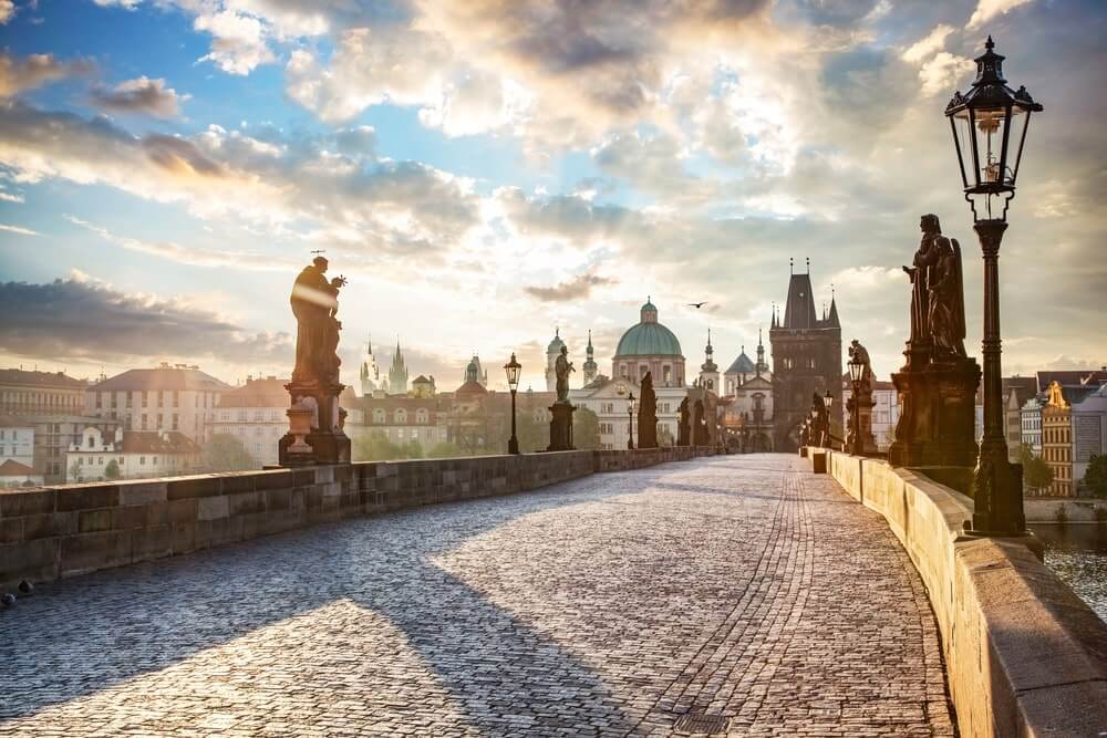 sunset spots - Charles Bridge, czechia