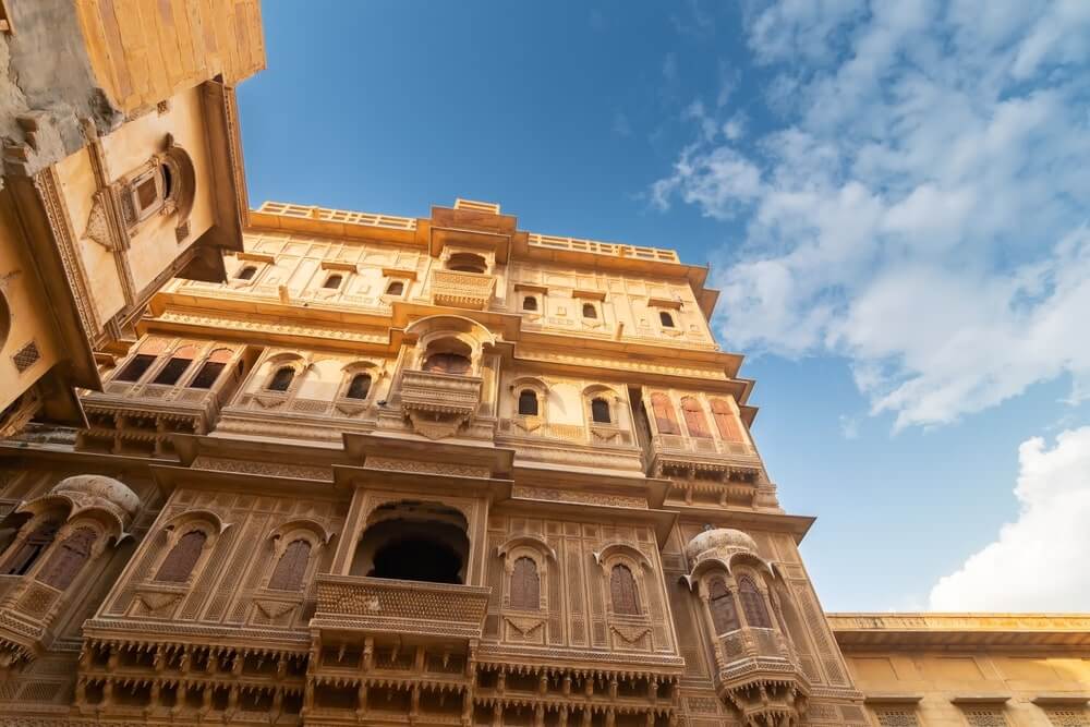 suttogás haveli, Delhi