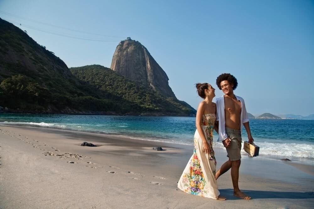 most romantic tour to take - rio de janeiro couple