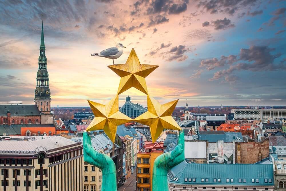 ingyenes idegenvezető Rigába - hős3