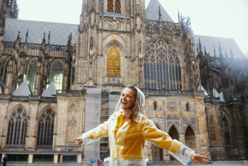 shutterstock 2352312487